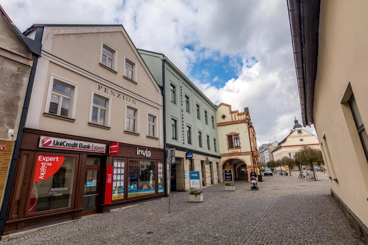 Penzion Na Namesti Dvůr Králové nad Labem Εξωτερικό φωτογραφία